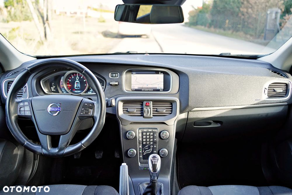Volvo V40 - 11