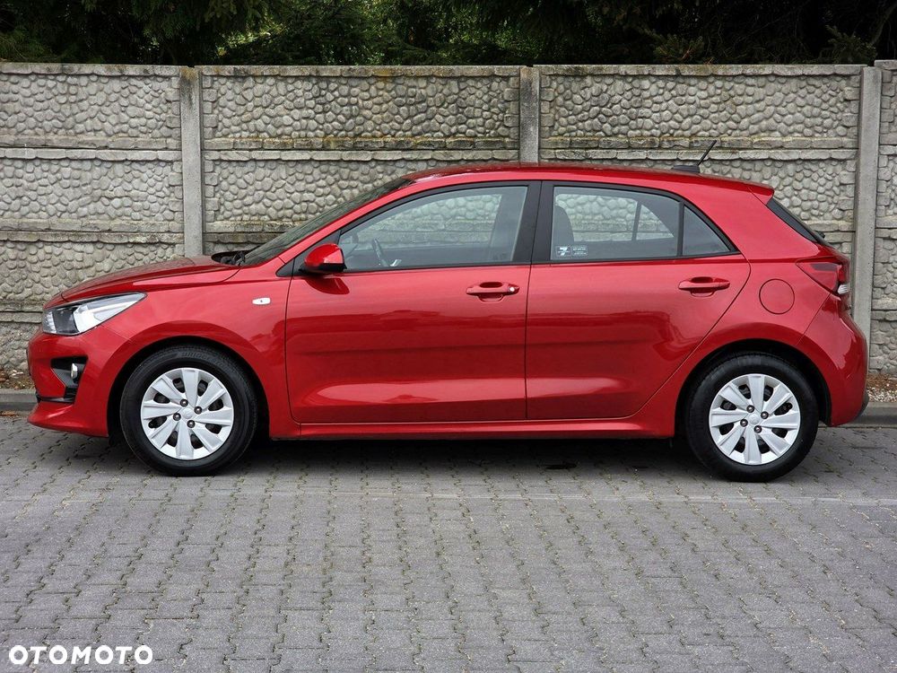 Kia Rio - 5