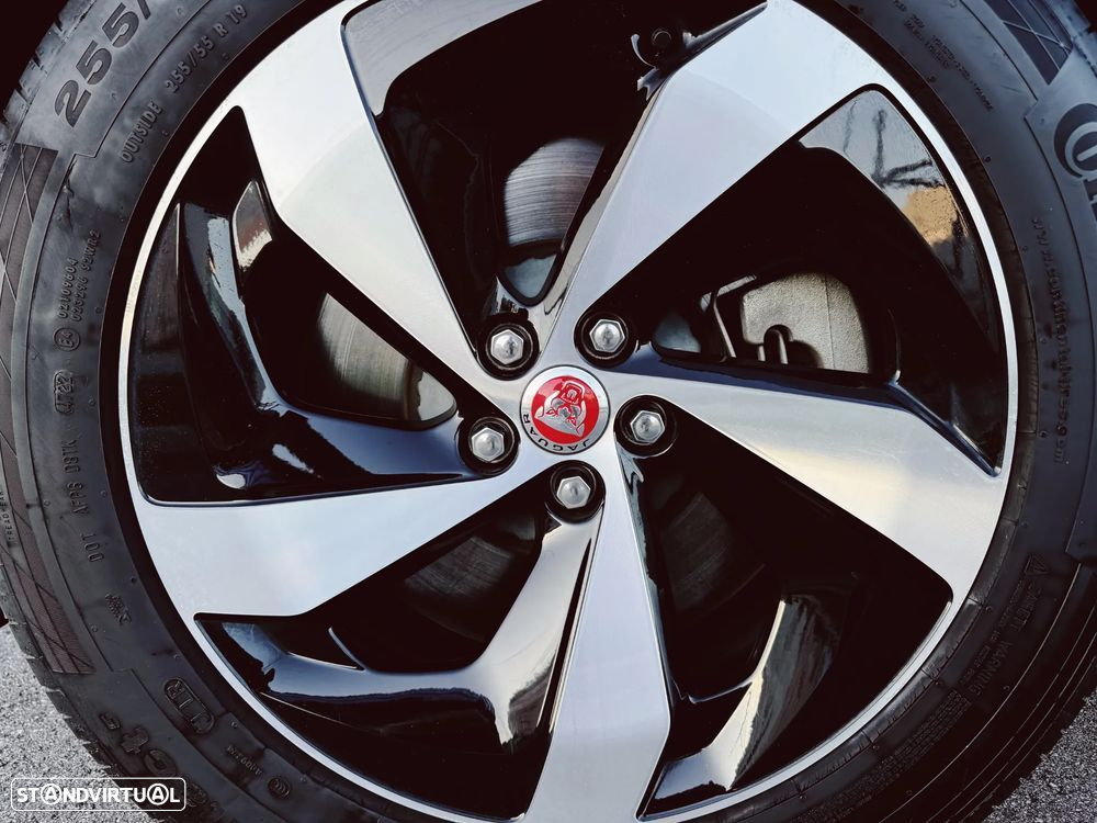 Jaguar F-Pace - 18