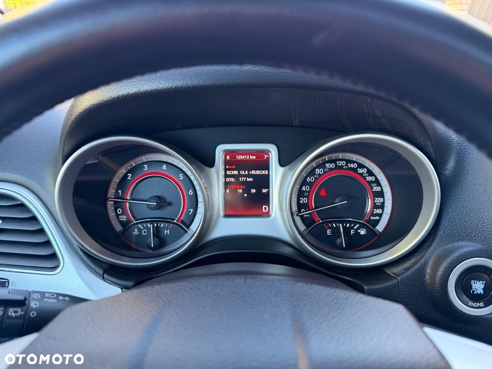 Fiat Freemont 2.4 16V VVT Automatik Lounge - 22