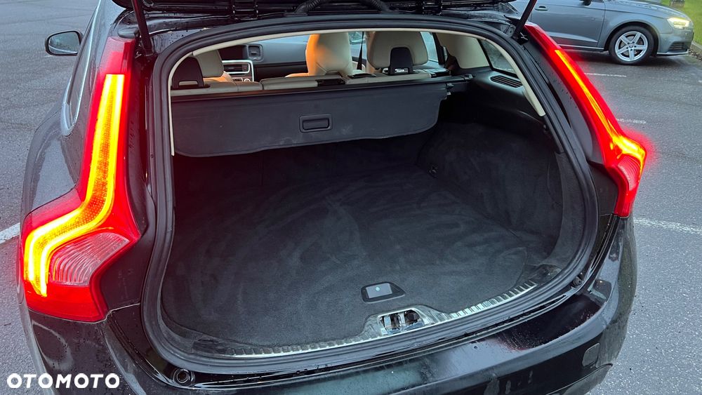 Volvo V60 D4 Drive-E Summum - 9