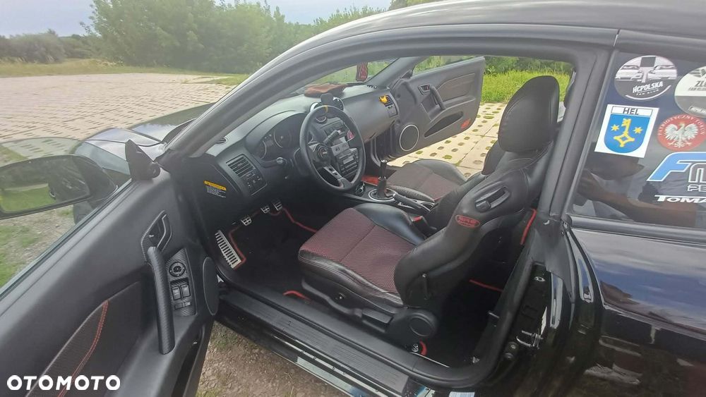 Hyundai Coupe - 8