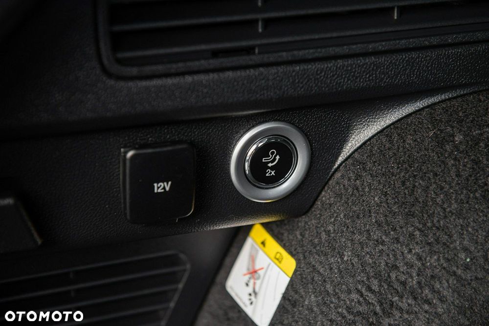 Ford Kuga 2.0 EcoBlue 4x4 TITANIUM X - 33