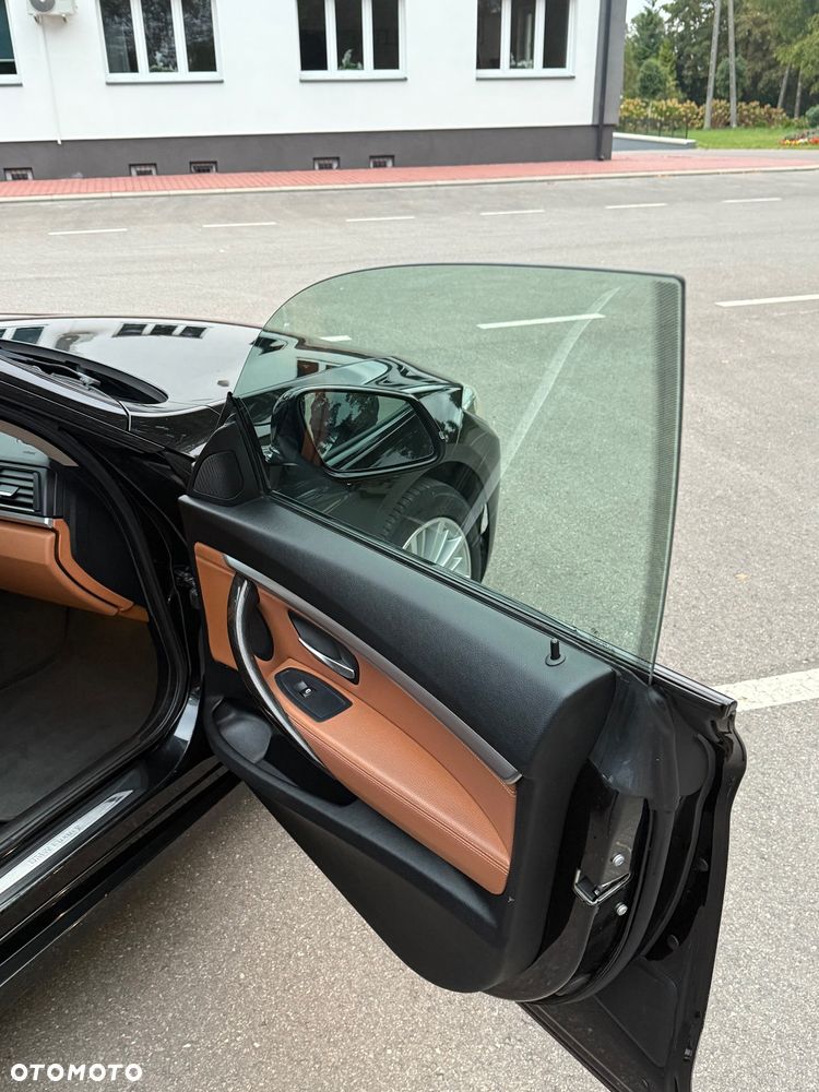 BMW Seria 3 318d Luxury Line - 27