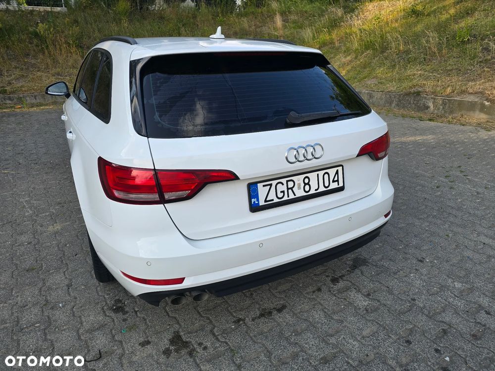 Audi A4 Avant 2.0 TDI S tronic - 16