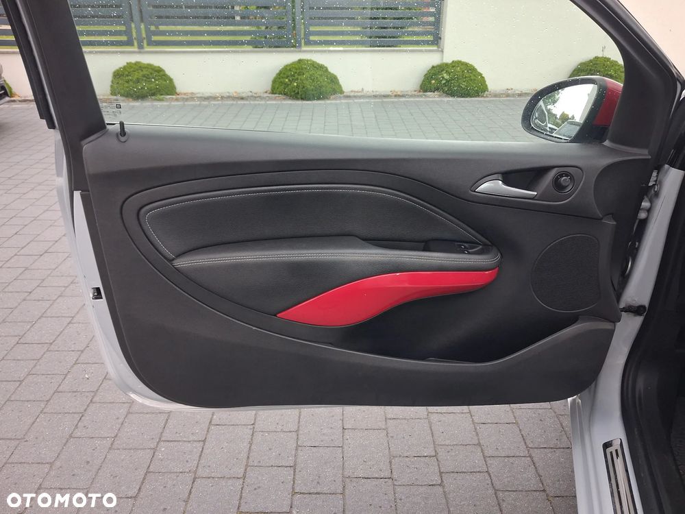 Opel Adam 1.0 Start/Stop 120 Jahre - 13