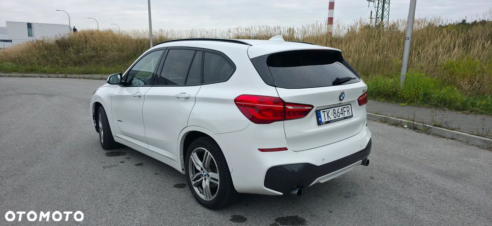 BMW X1 - 13