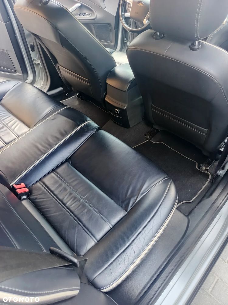 Ford Mondeo 1.6 TDCi Trend - 12