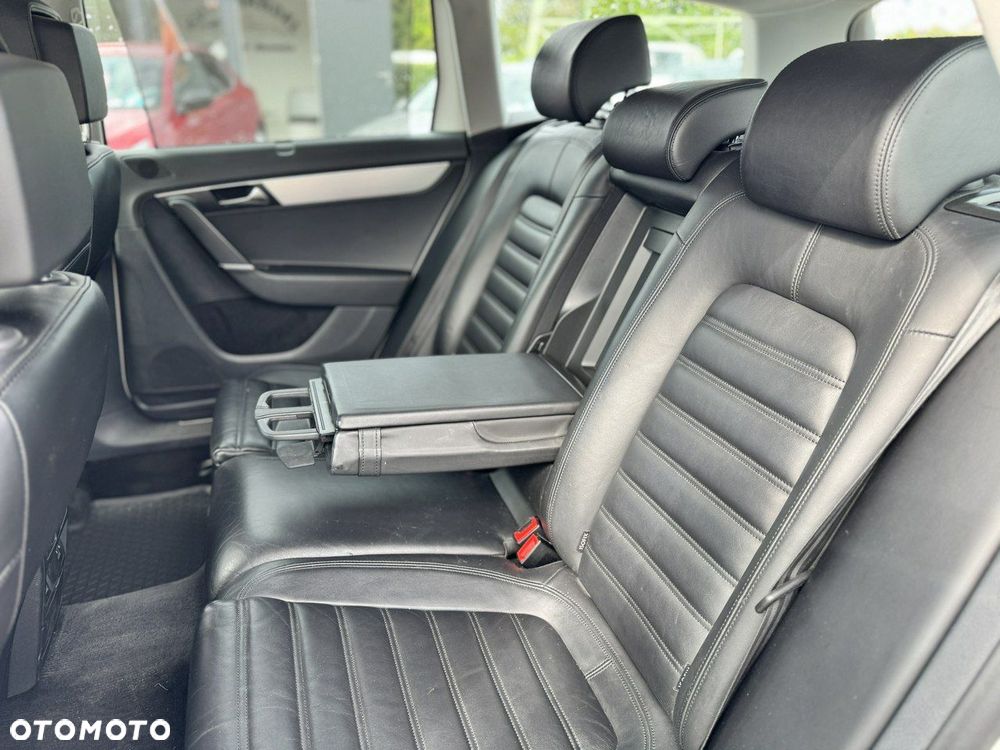 Volkswagen Passat Alltrack - 29