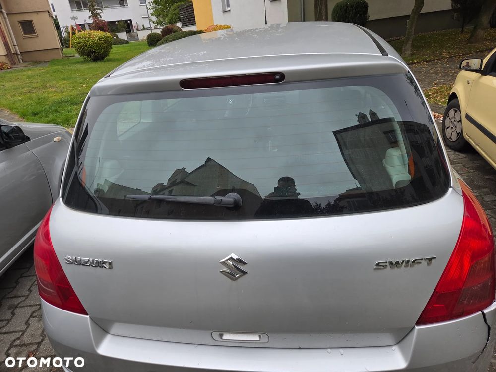 Suzuki Swift 1.3 Classic - 5