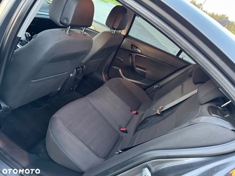 Opel Insignia 1.8 Cosmo - 19