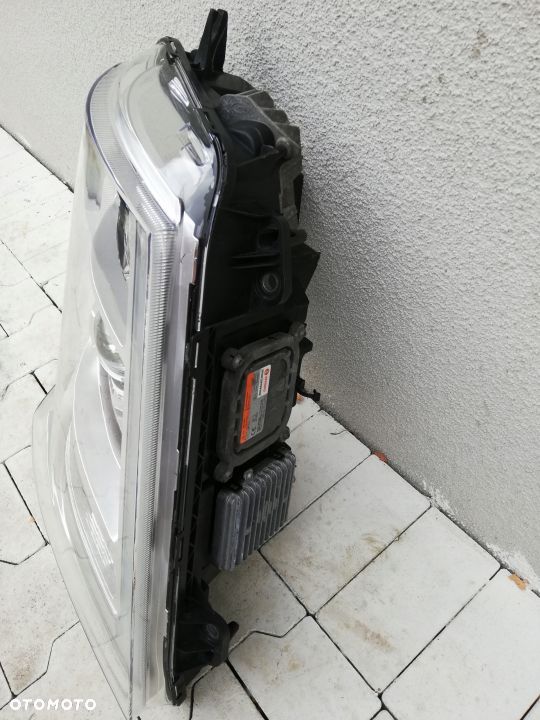 LAMPA XENON VOLVO FH4 FH 4 FM RH SKRETNY ORYGINAŁ - 2