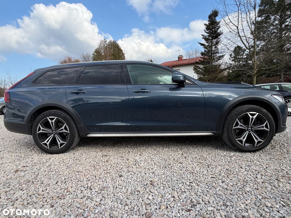 Volvo V90 Cross Country D5 AWD Pro - 14