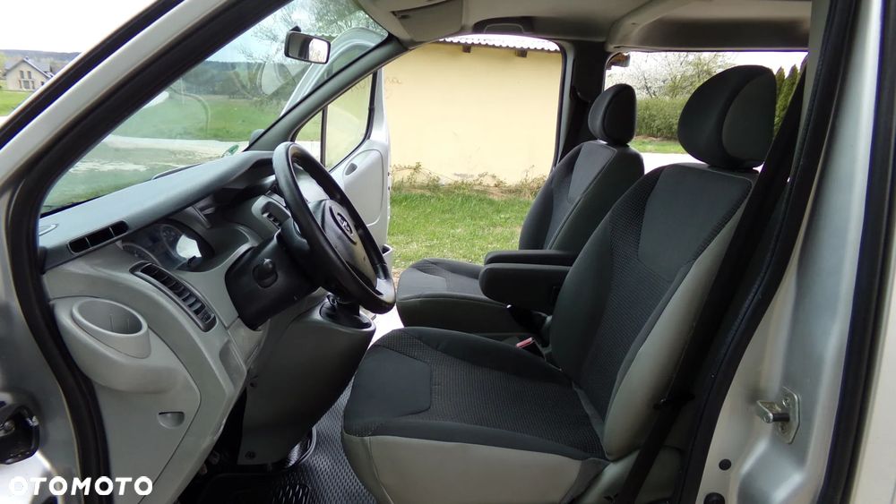 Opel VIVARO 2.0 115KM * LONG * KLIMA * BRYGADÓWKA 5/6 OSÓB * SUPER STAN ! - 18