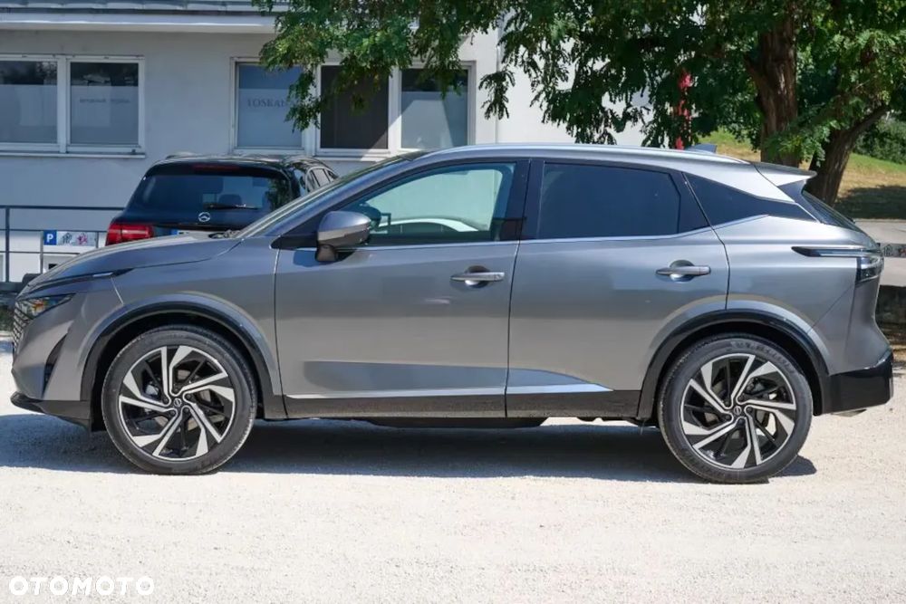 Nissan Qashqai 1.3 DIG-T MHEV 4x4 Tekna Xtronic - 2