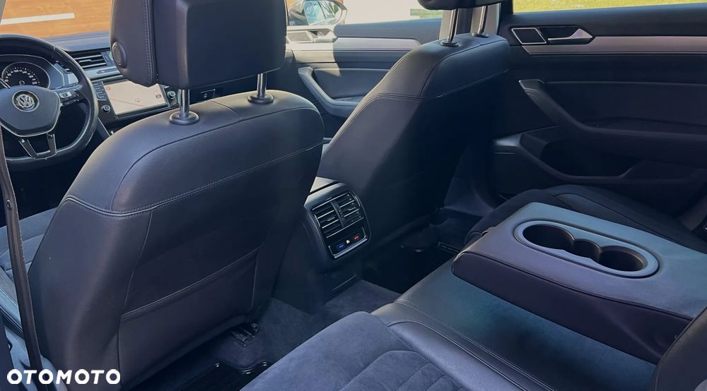 Volkswagen Passat 2.0 TDI BMT Highline - 12