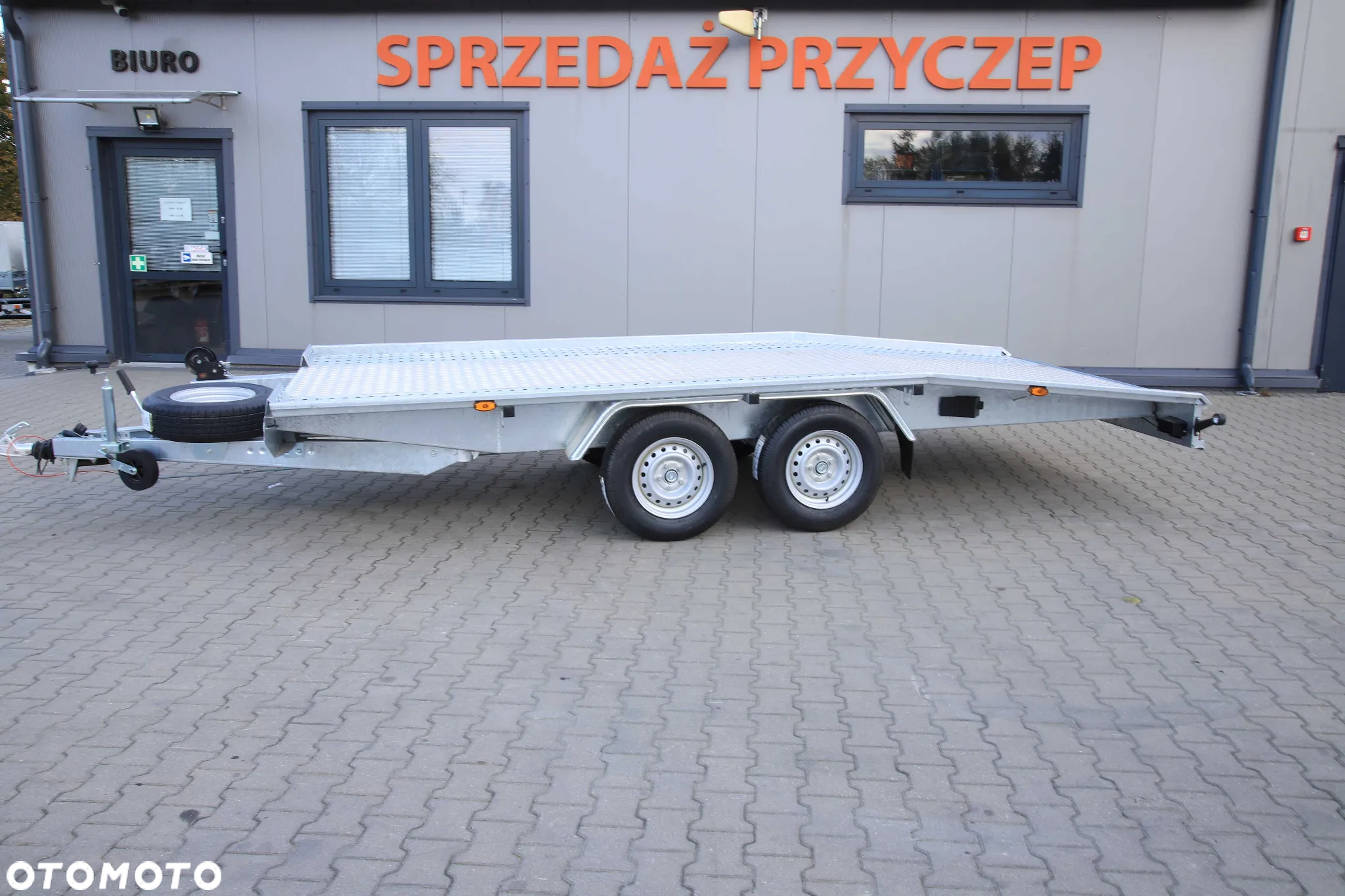 Niewiadów JUPITER 4,5 X 2 + ALU RYFEL DMC 2700 kg Koła 14C - 6