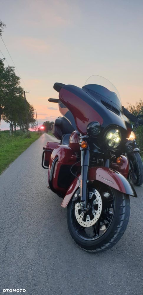 Harley-Davidson Touring Ultra Limited - 4