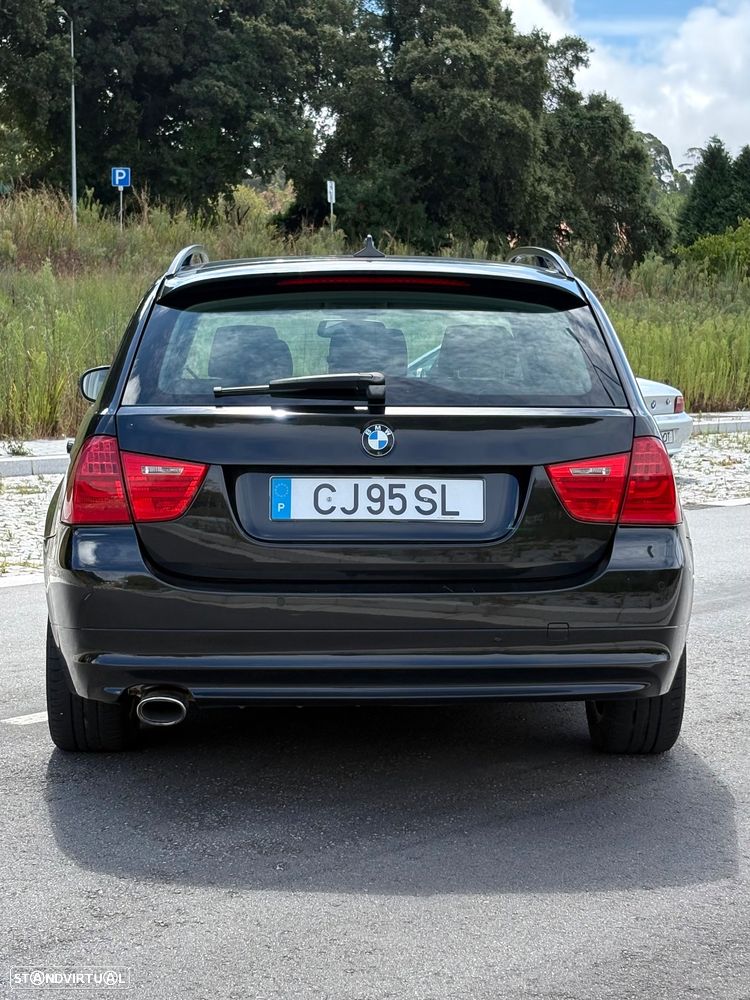 BMW 318 d Dynamic - 4