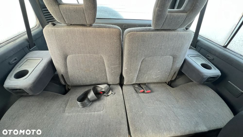 Mitsubishi Pajero - 11