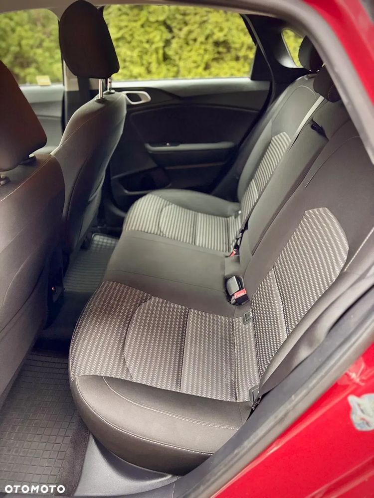 Kia Ceed 1.5 T-GDI M - 16