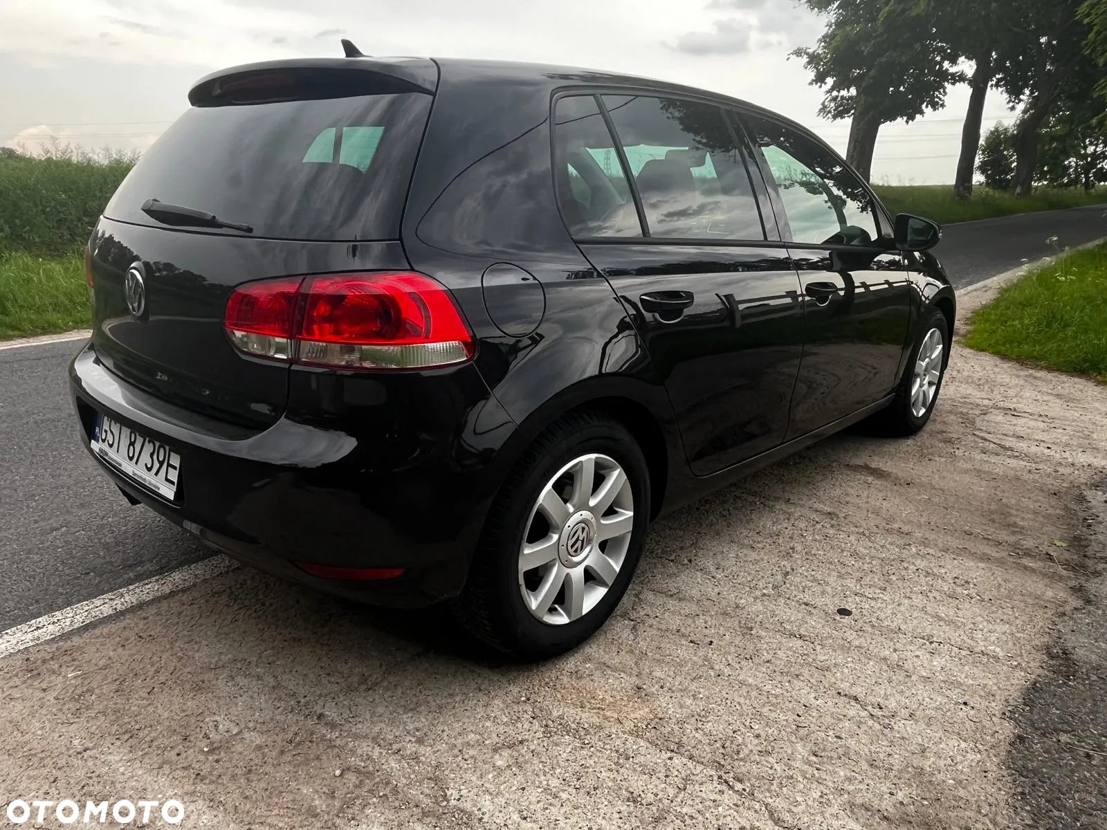 Volkswagen Golf 2.0 TDI DPF BlueMotion Technology DSG MATCH - 9