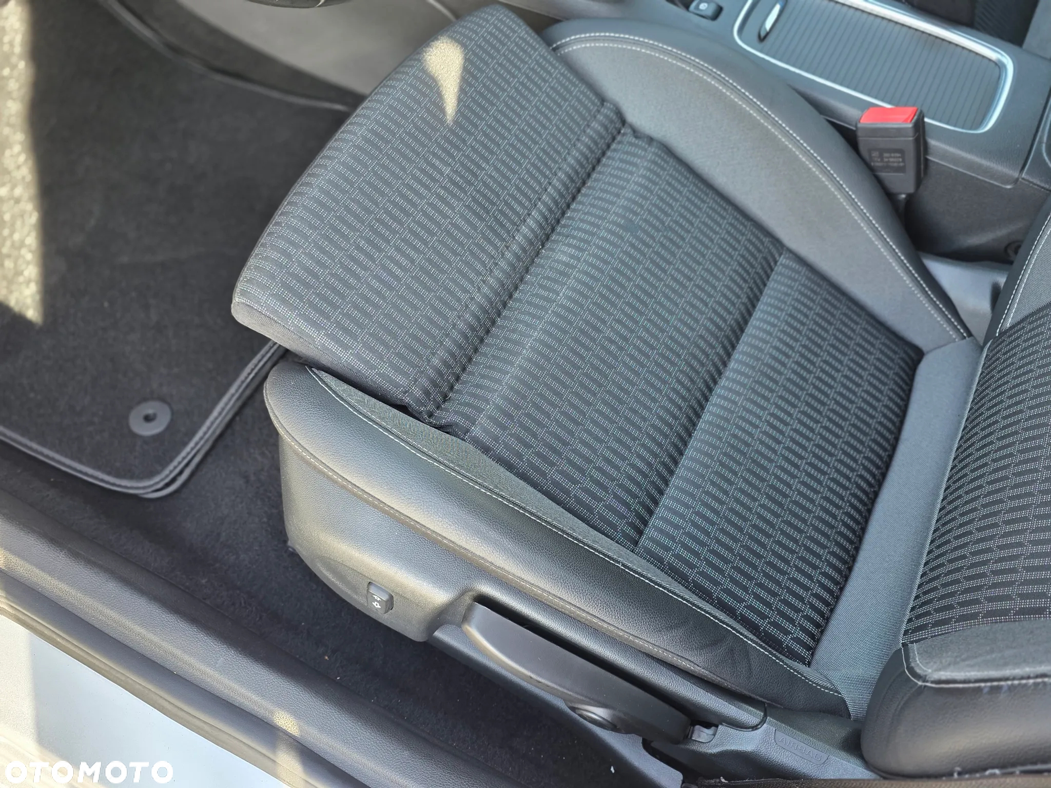 Opel Astra V 1.5 CDTI Elegance S&S - 31