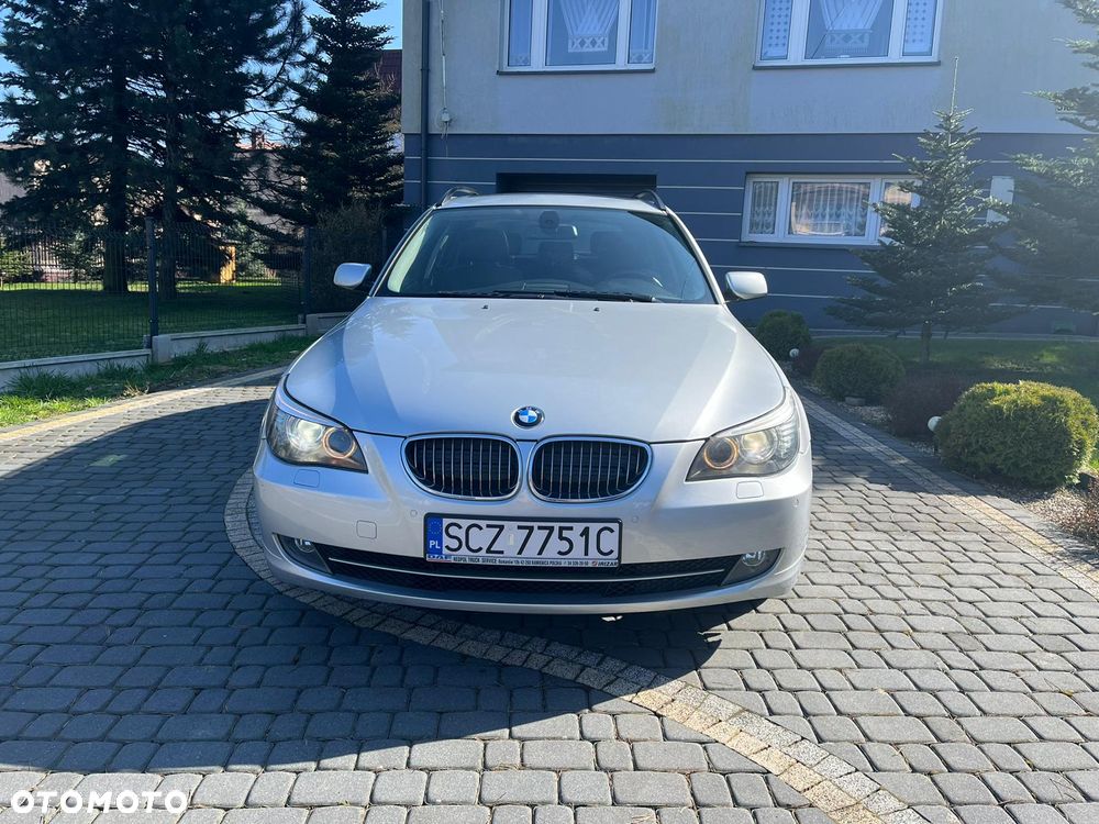 BMW Seria 5 523i - 14