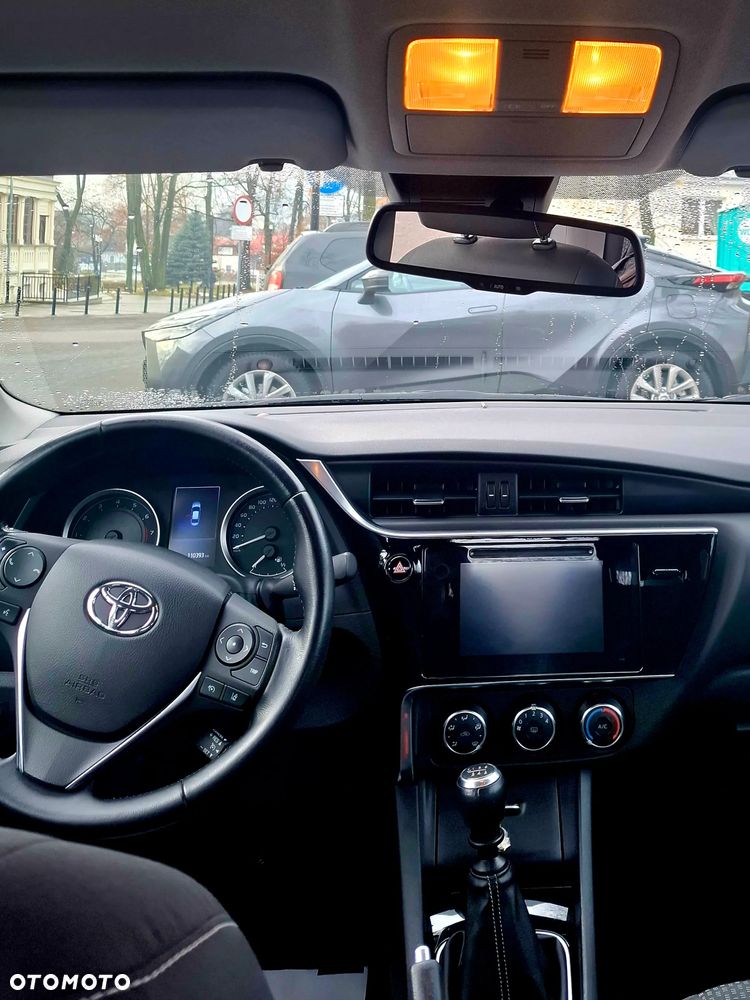 Toyota Corolla 1.6 Comfort - 2