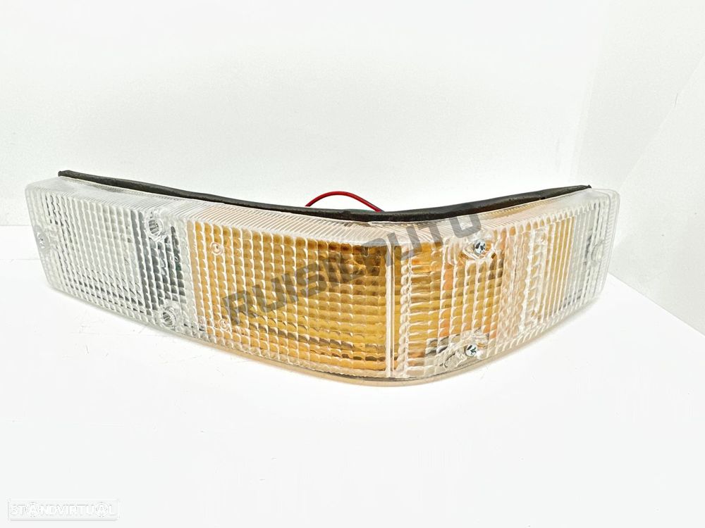 Farolim Pisca Frente Direito 215-1612r Nissan Cabstar (f22) [19 - 1
