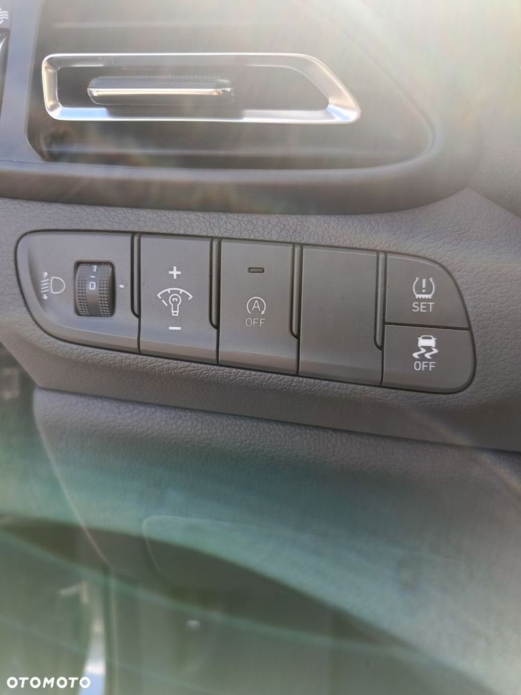 Hyundai i30 1.5 DPI Comfort - 13