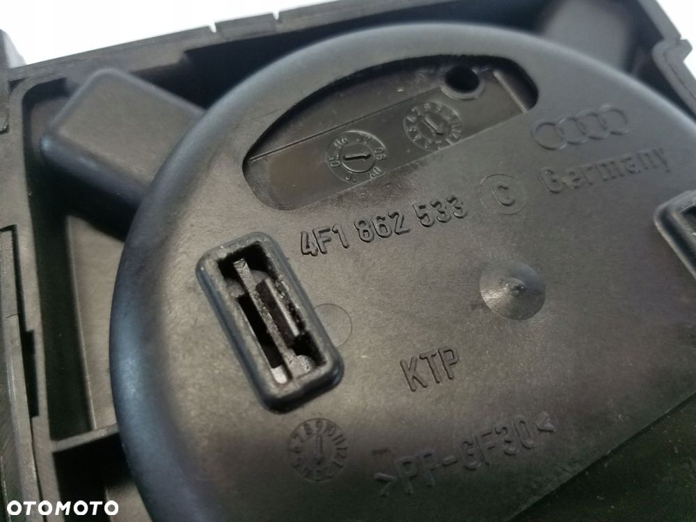 uchwyt na napoje panel środkowy mmi audi a6 c6 4f1862533c - 8