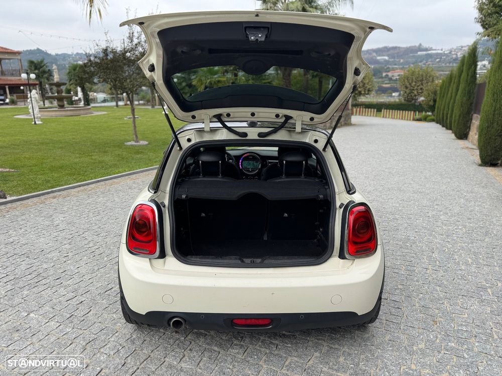 MINI 3 Portas Cooper D 60 Years Chili - 18