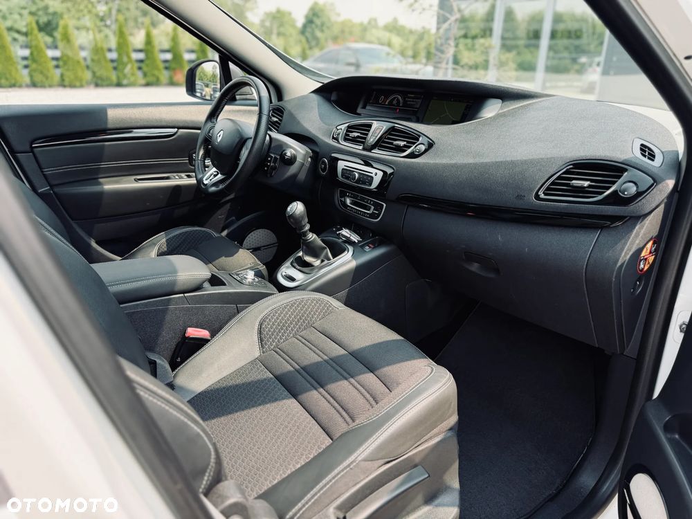Renault Scenic 1.6 dCi Energy Bose - 19
