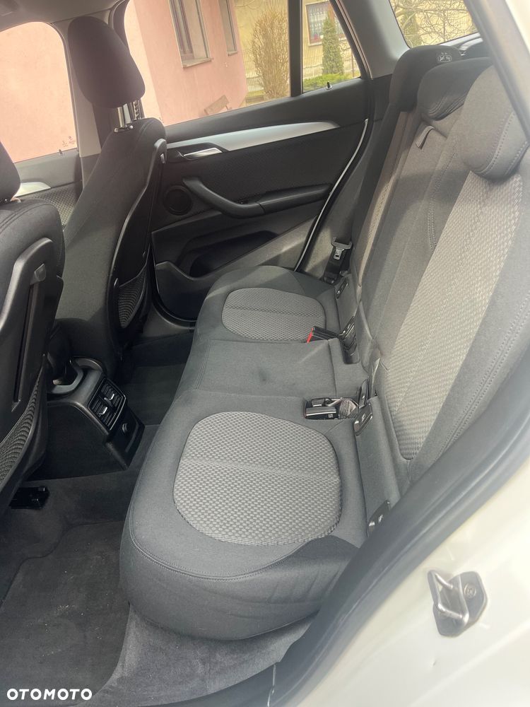 BMW X1 - 18
