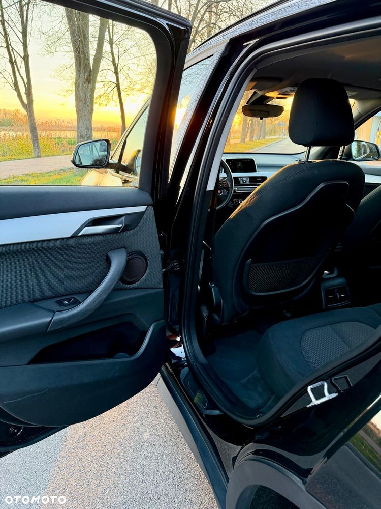 BMW X1 sDrive18i - 8