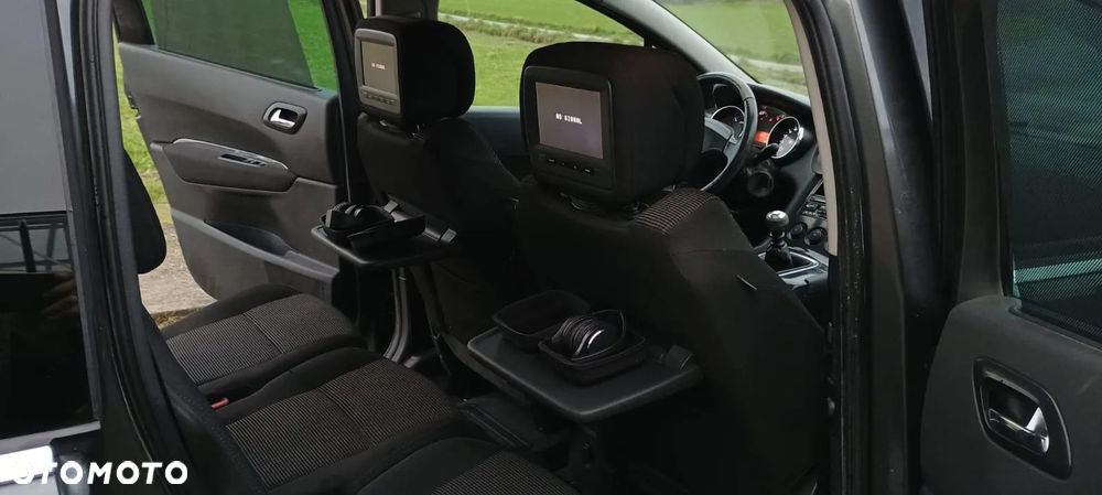 Peugeot 5008 - 6