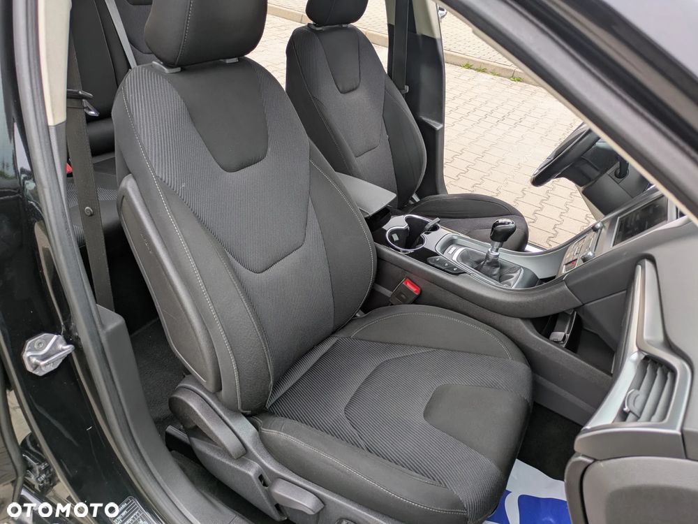 Ford Mondeo 2.0 TDCi STart-Stopp Titanium - 23