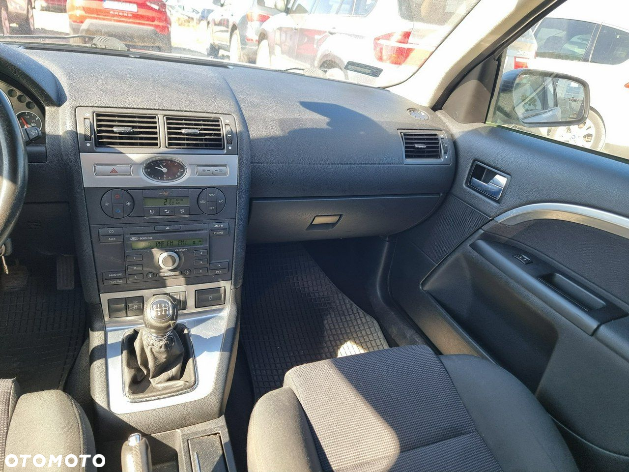 Ford Mondeo - 15