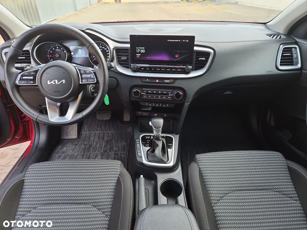 Kia XCeed 1.5 T-GDI M - 12