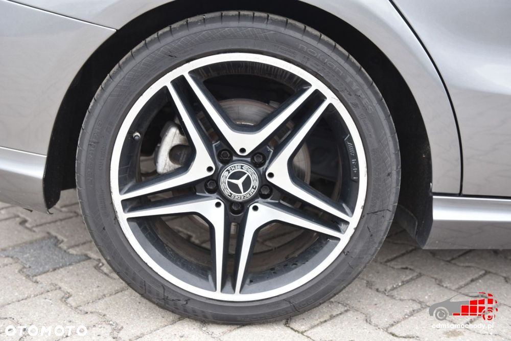 Mercedes-Benz CLA - 12