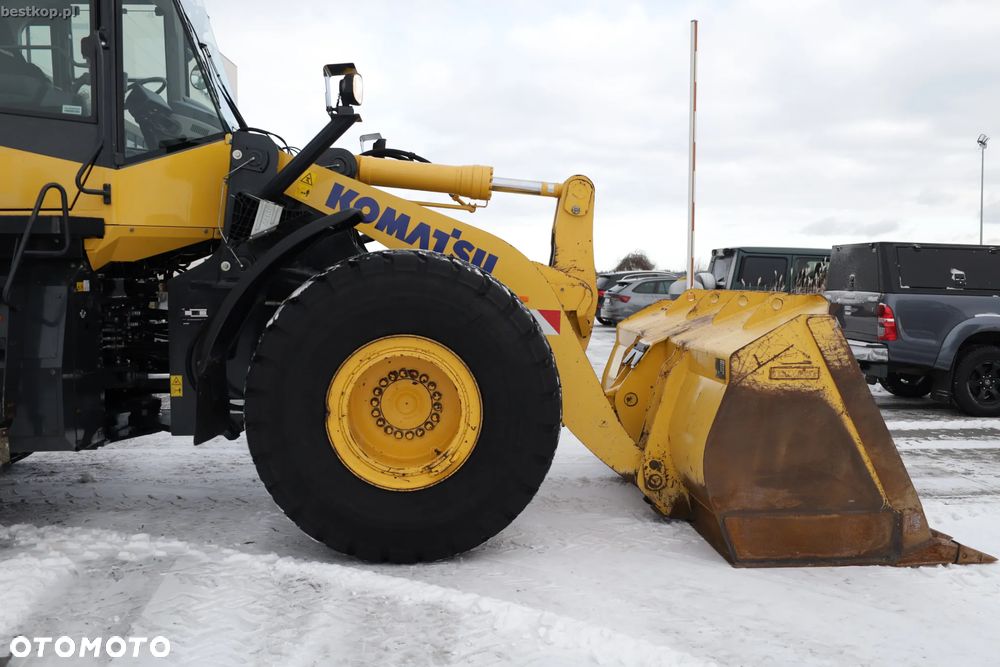 Komatsu WA380-8 - 3