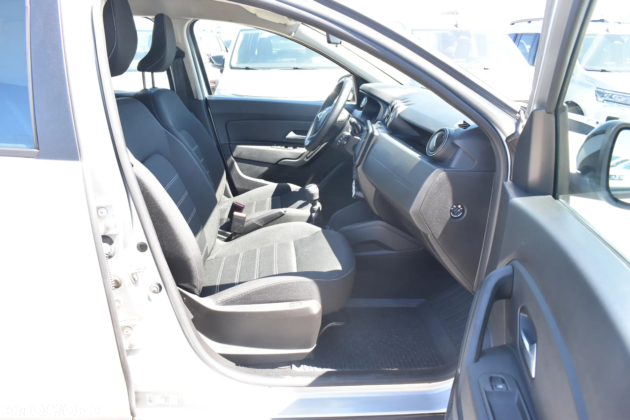 Dacia Duster 1.5 Blue dCi Comfort 4WD - 17