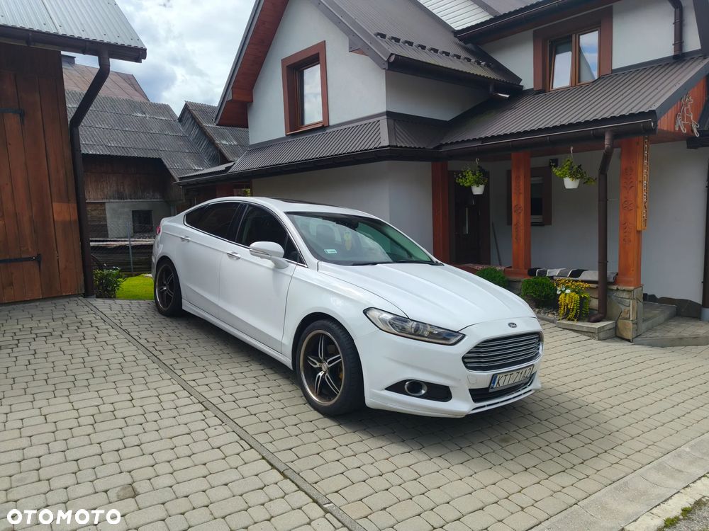 Ford Fusion - 1