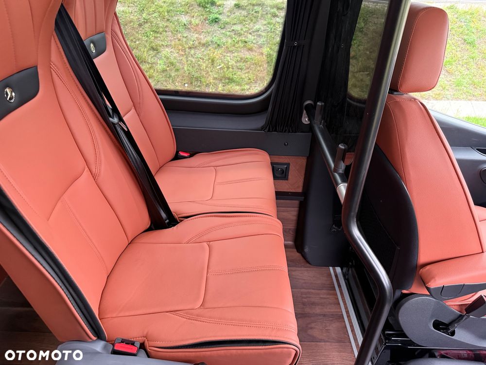 Mercedes-Benz Sprinter 519 - 29
