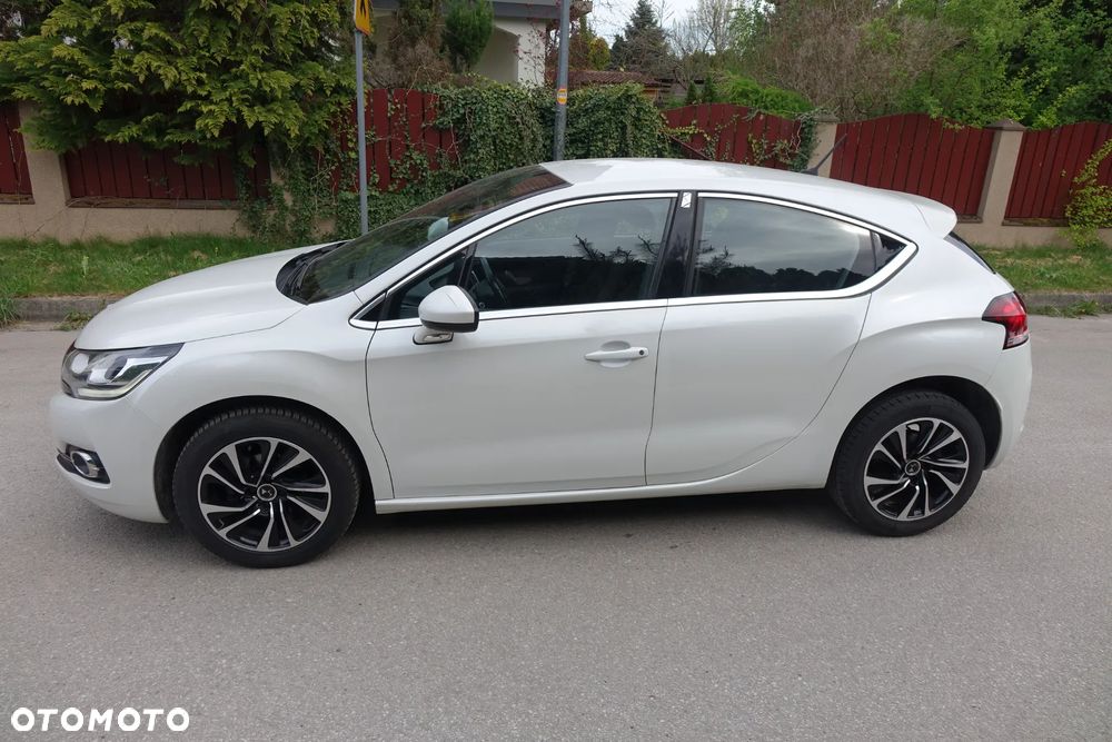 DS Automobiles DS 4 - 6