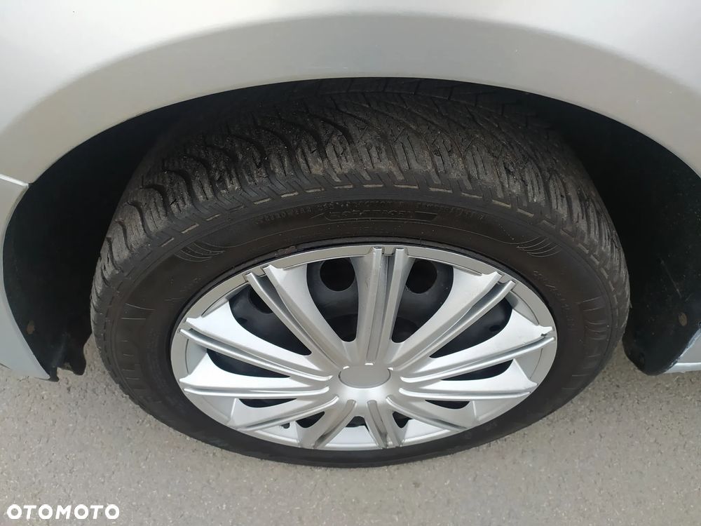 Skoda Roomster 1.9 TDI DPF Scout - 31