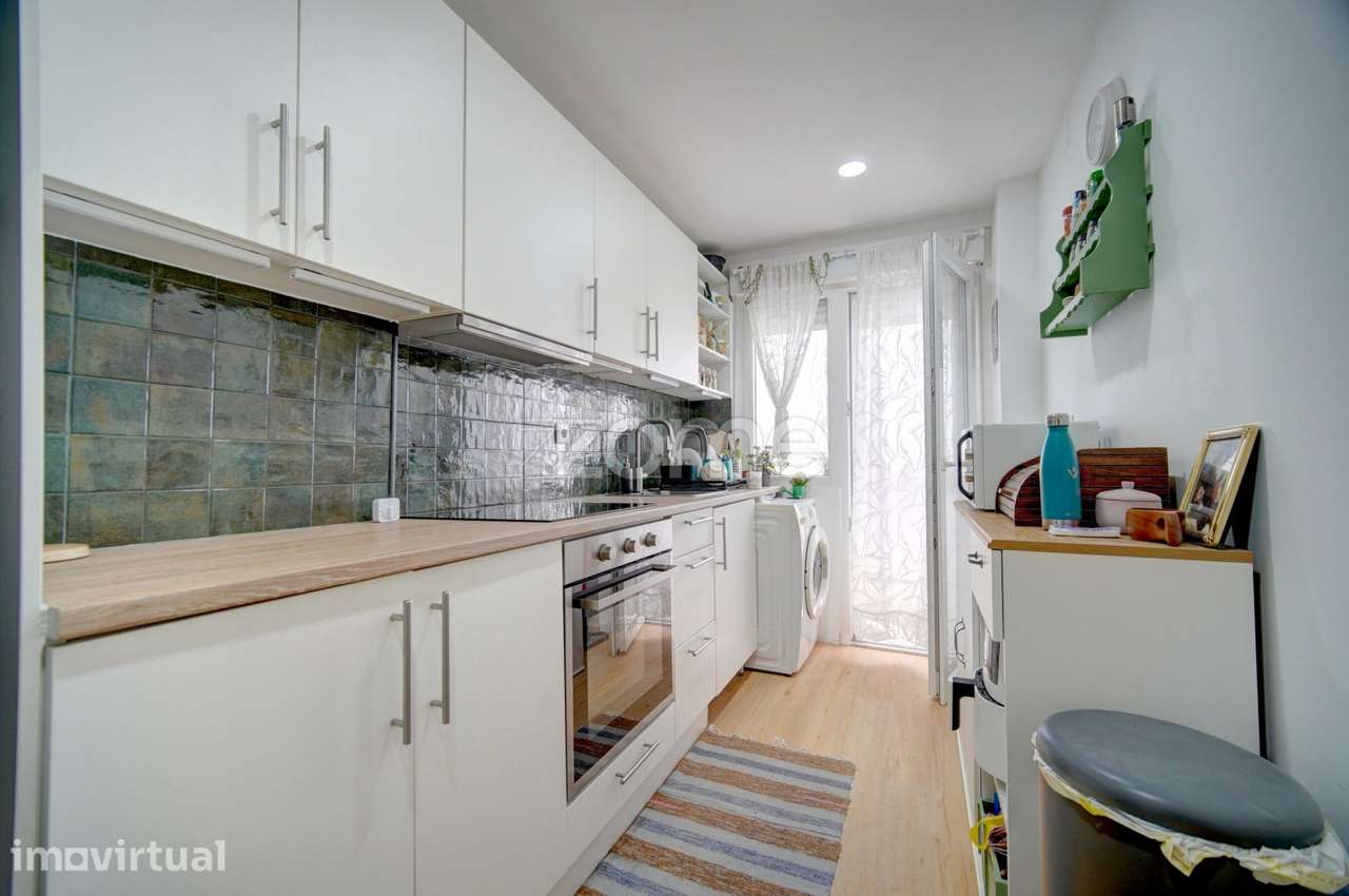 T2 Remodelado, Pronto a Habitar na Mina de Água – Amadora - Grande imagem: 5/17