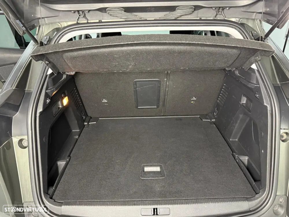 Peugeot 3008 1.2 PureTech Allure EAT8 - 16