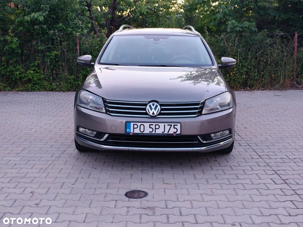 Volkswagen Passat 2.0 TDI DPF Highline DSG - 2